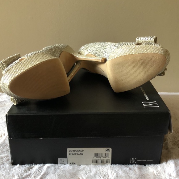 INC Vernaa2gld pumps - Picture 6 of 6